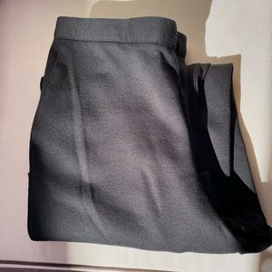 Alfred Dunner Knit Black Pant - Size 12 Short. Straight Leg.